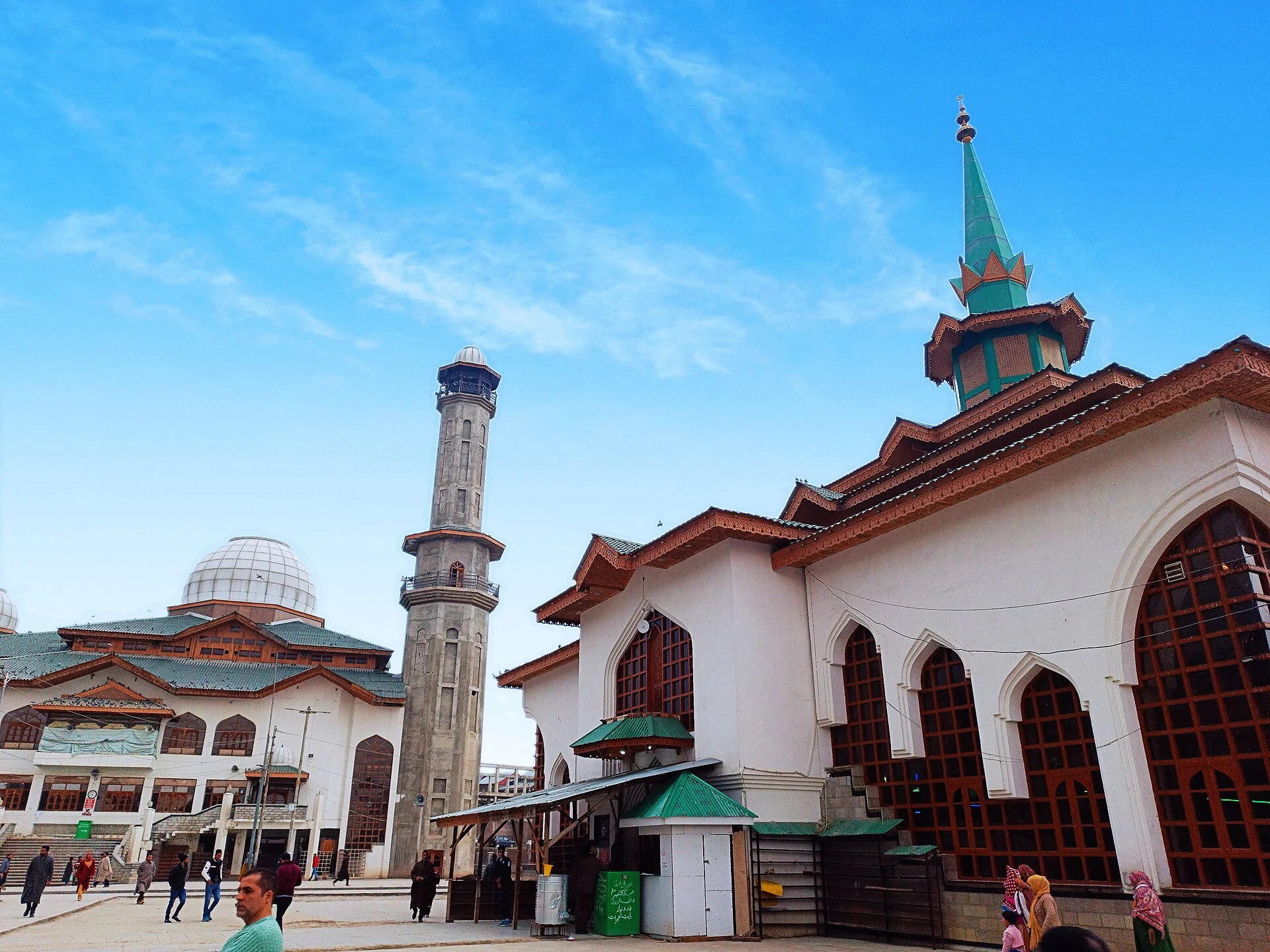 Charar-e-Sharief: Nund Rishi, Memory and a Living Shrine