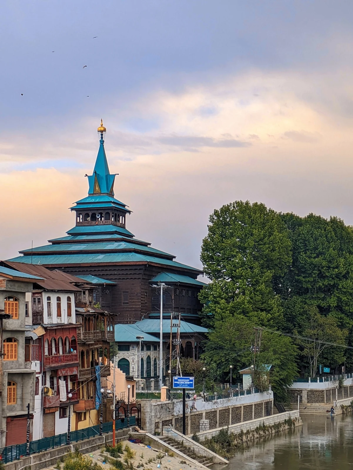 Khanqah-e-Moula: Shah-i-Hamdan and Kashmir’s Timber Architecture