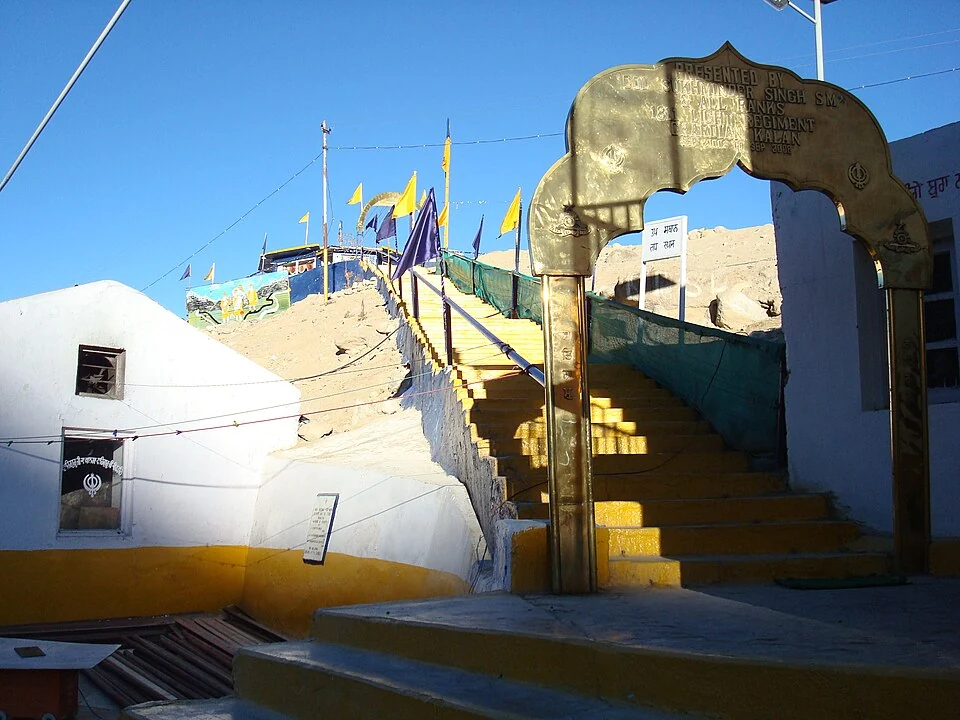 Gurdwara Pathar Sahib: Sikh Tradition in the Indus Valley