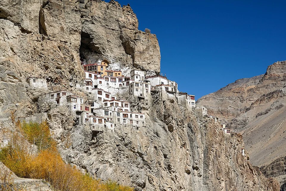 Phugtal Monastery: Cave, Cliff and Monastic Life in Zanskar