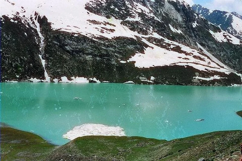 Sheshnag Lake: Alpine Water, the Lidder Catchment and Pilgrimage