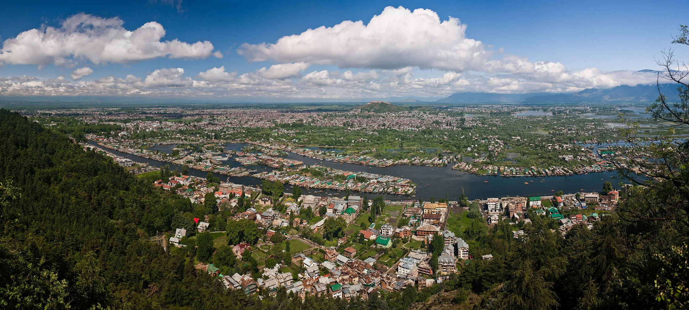 Srinagar District: Geography, History and Cultural Overview